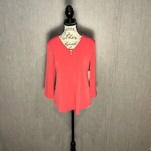 Chico’s Women's Pink V-Neck Top Size 0=US Small